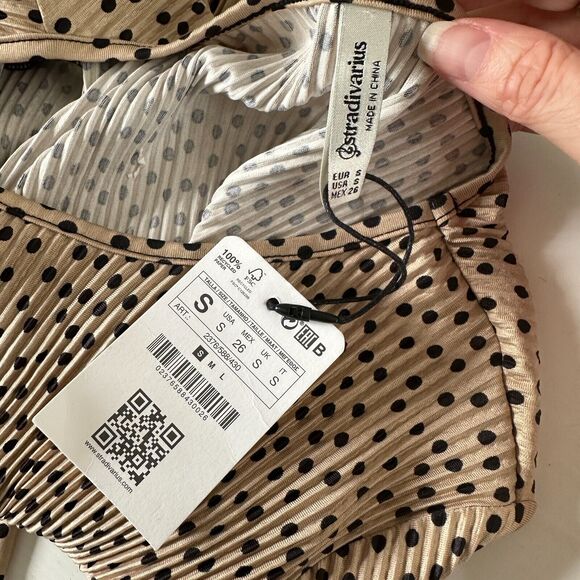 Stradivarius Beige Black Polka Dot Mini Pleat Balloon Sleeve Round Neck Dress - Picture 12 of 15